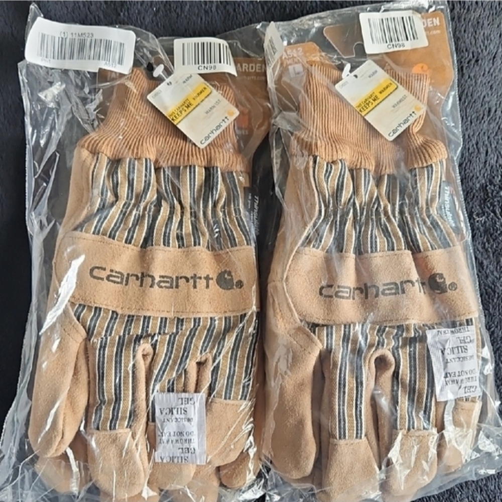 Carhartt Warm Gloves in Tan